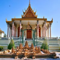 Silver Pagoda - Tempat Wisata Kamboja