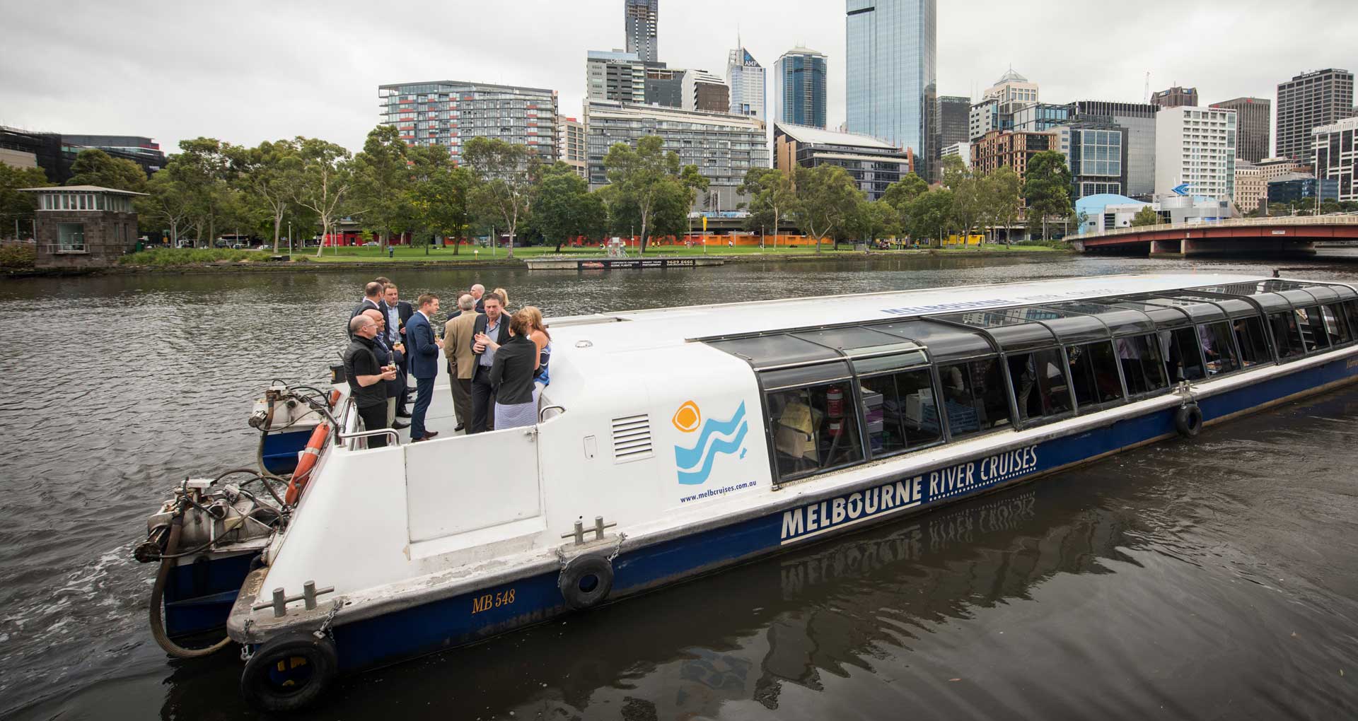 Tempat Wisata Terbaik di Melbourne - Melbourne River Cruises