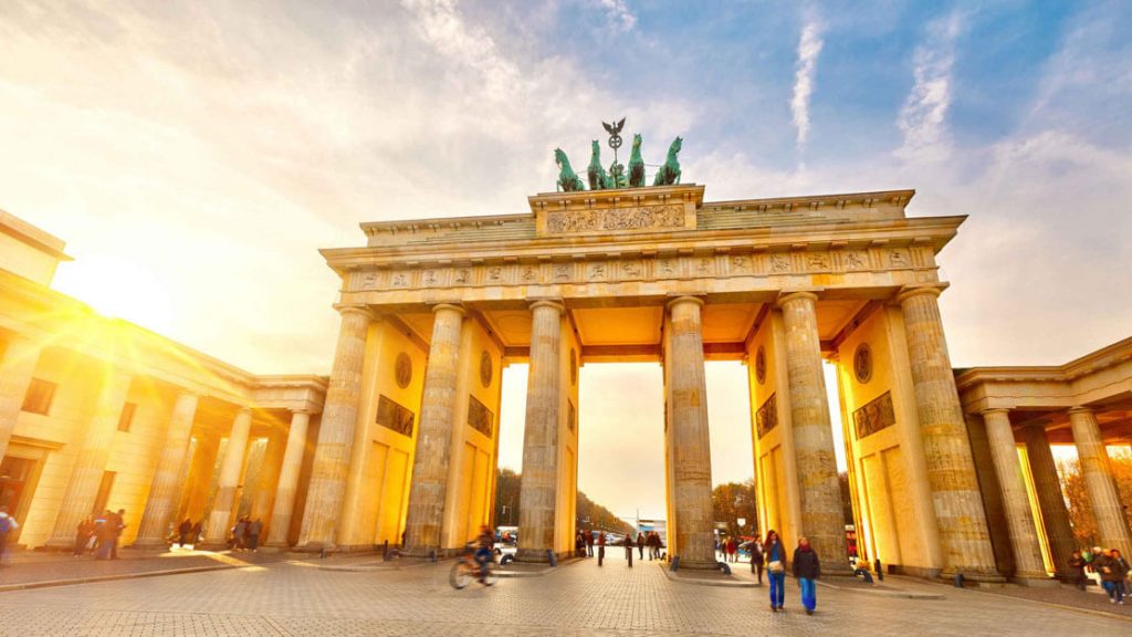 Tempat Wisata Terbaik di Berlin Jerman - Brandenburg Gate - Gerbang Brandenburg