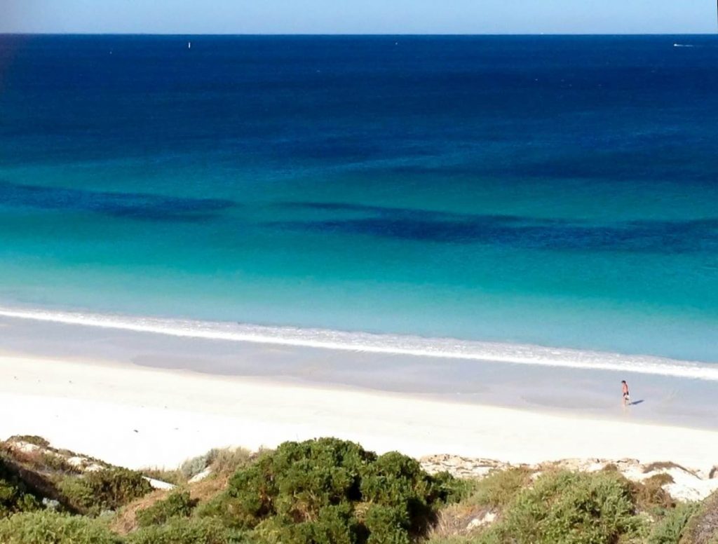 Tempat Wisata Terkenal di Perth - Mullaloo Beach - Pantai Mullaloo
