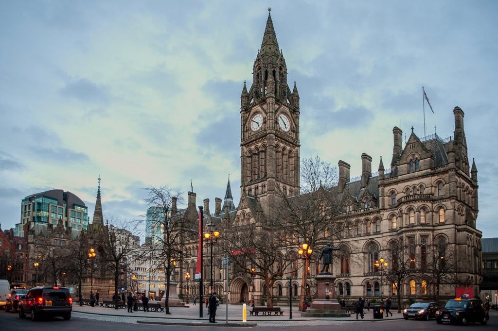 Town Hall - Tempat Wisata Terbaik di Manchester Inggris