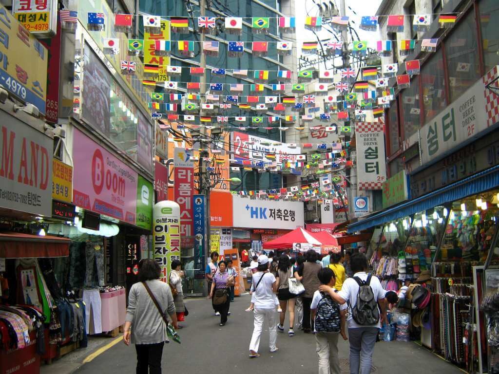 Namdaemun Gate & Market - Tempat Wisata Terbaik di Seoul Korea Selatan