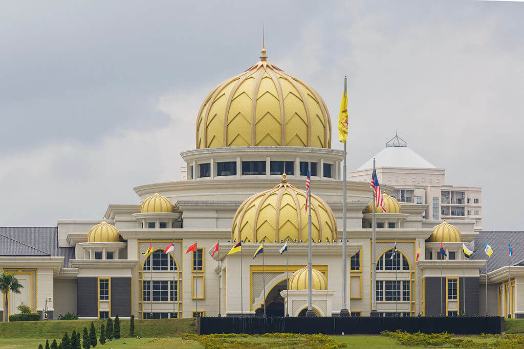 Istana Negara Malaysia - Gambar dan Foto Tempat Wisata Terbaik di Kuala Lumpur Malaysia