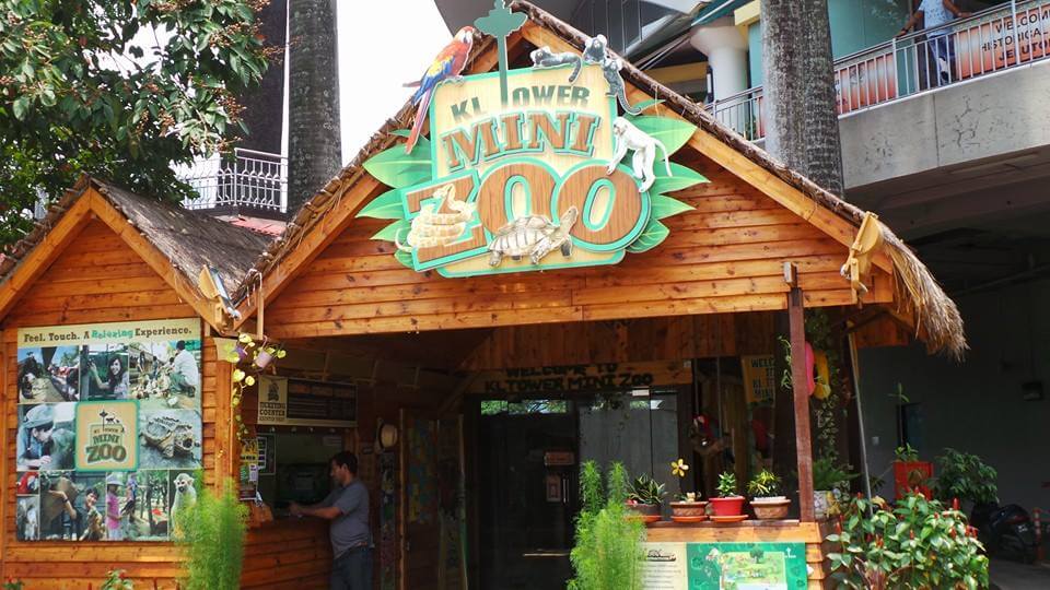 KL Tower Mini Zoo - Gambar dan Foto Tempat Wisata Terbaik di Kuala Lumpur Malaysia