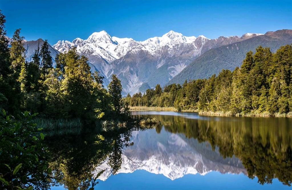 Lake Matheson - Photos of New Zealand's Favorite Tourist Attractions - New Zealand