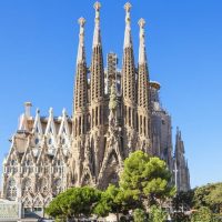 La Sagrada Familia - Gambar Foto Tempat Wisata Terbaik di Barcelona Spanyol