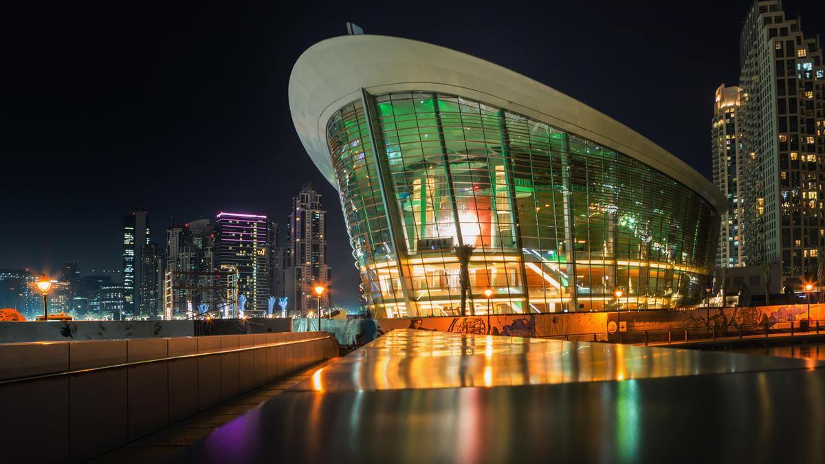 Dubai Opera House - Gambar Foto Tempat Wisata Terbaik di Dubai