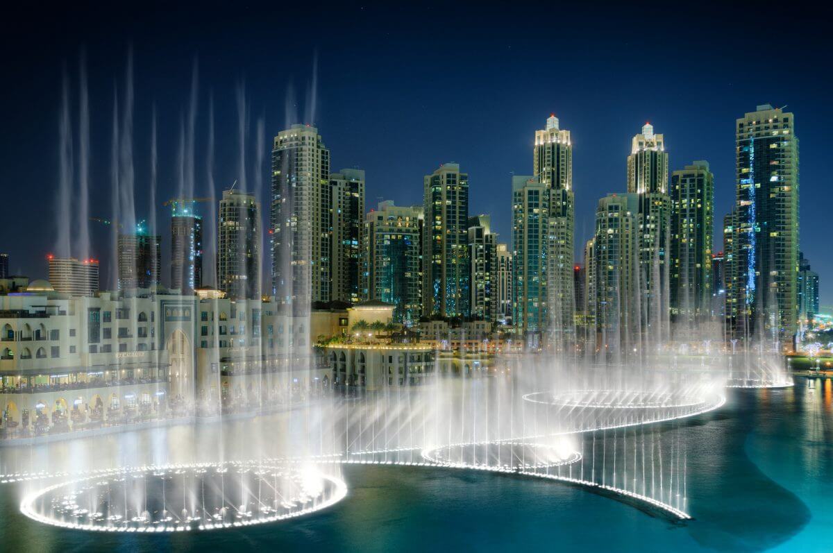 The Dubai Fountain - Gambar Foto Tempat Wisata Terbaik di Dubai