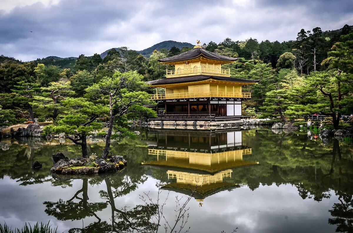 Kinkaku-ji - Gambar Foto Tempat Wisata Terkenal di Kyoto Jepang