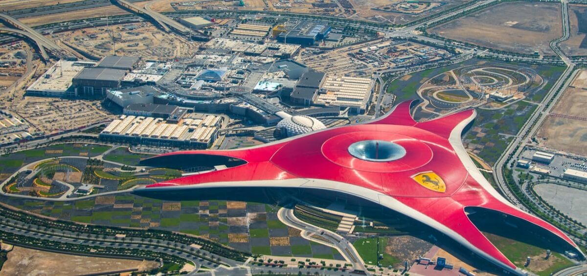 Ferrari World Abu Dhabi - Gambar Foto Tempat Wisata Terbaik di Abu Dhabi
