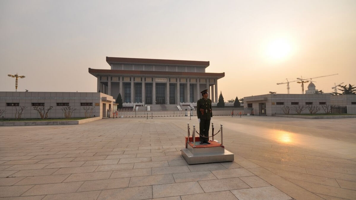 Mausoleum of Mao Zedong - Gambar Foto Tempat Wisata Terkenal di Beijing China
