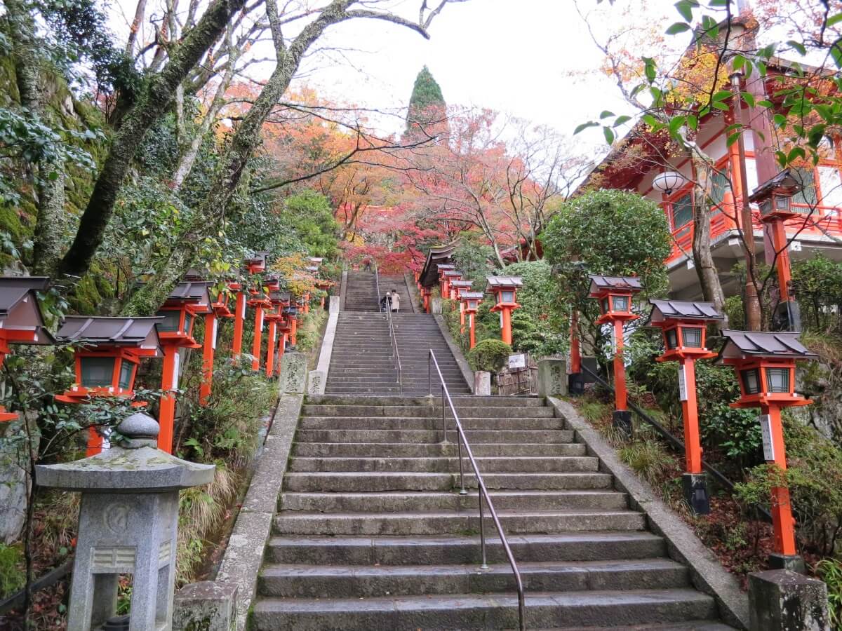 Kurama-dera - Gambar Foto Tempat Wisata Terkenal di Kyoto Jepang