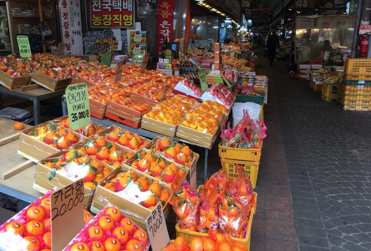 Dongmun Traditional Market - Gambar Foto Tempat Wisata Terkenal di Jeju Korea Selatan