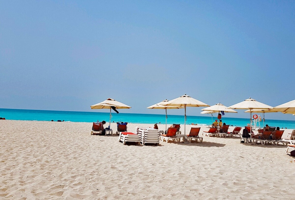 Saadiyat Public Beach - Gambar Foto Tempat Wisata Terbaik di Abu Dhabi