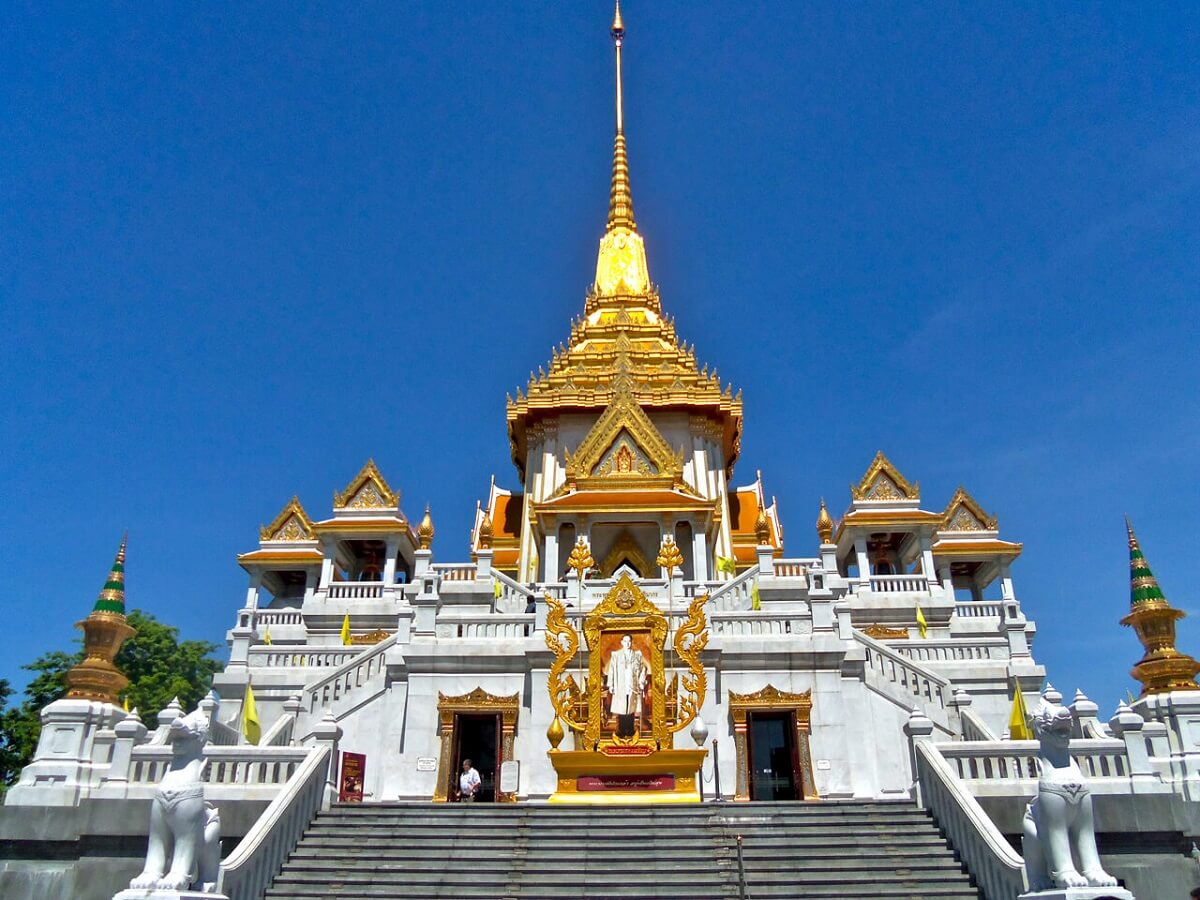 Golden Buddha - Gambar Foto Tempat Wisata Terkenal di Bangkok Thailand