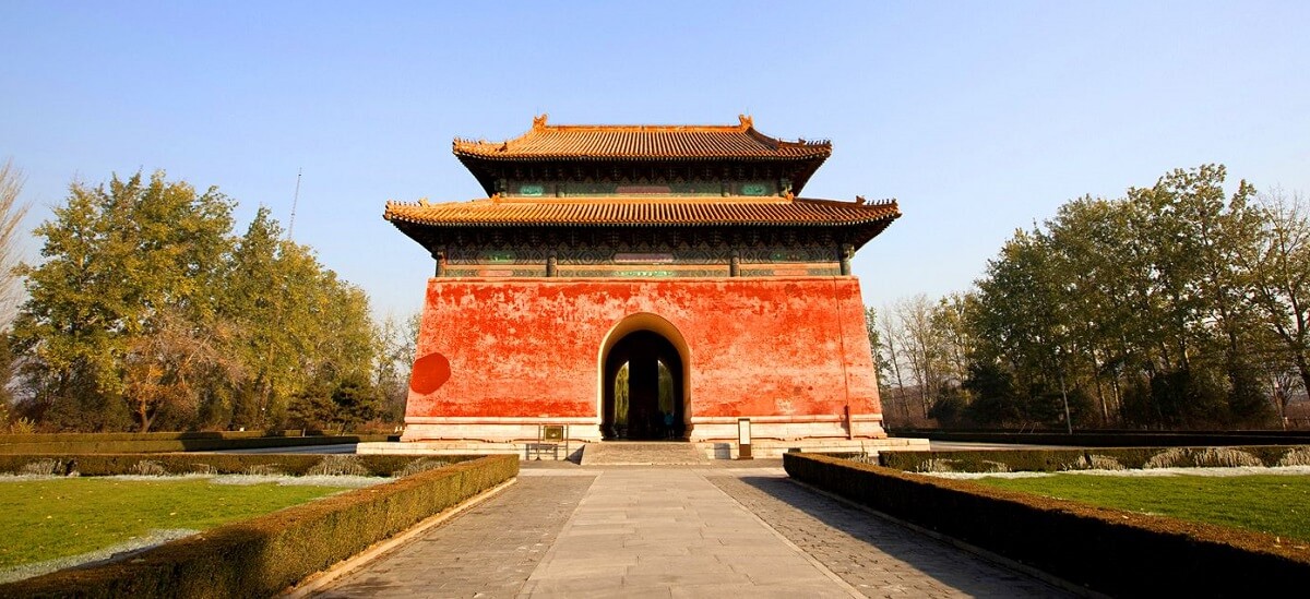 Ming Dynasty Tombs - Gambar Foto Tempat Wisata Terkenal di Beijing China