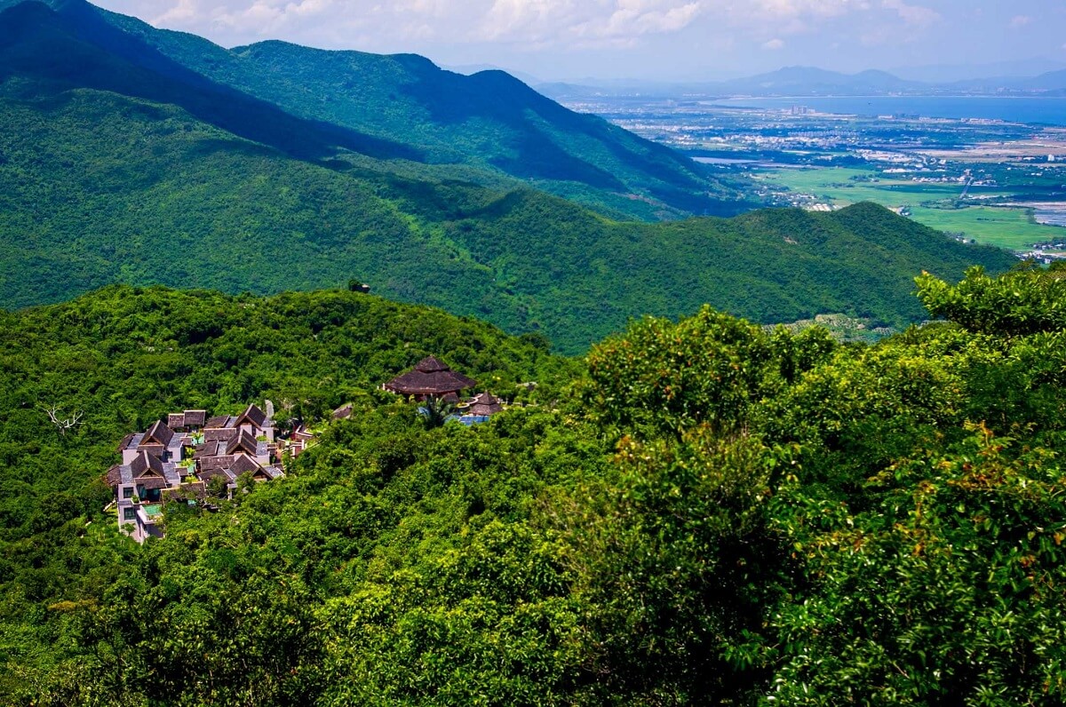 Yalong Bay Tropic Paradise Forest Park - Gambar Foto Tempat Wisata Terkenal di Hainan China