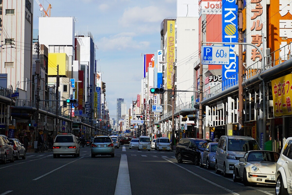 Nipponbashi - Gambar Foto Tempat Wisata Terkenal di Osaka Jepang