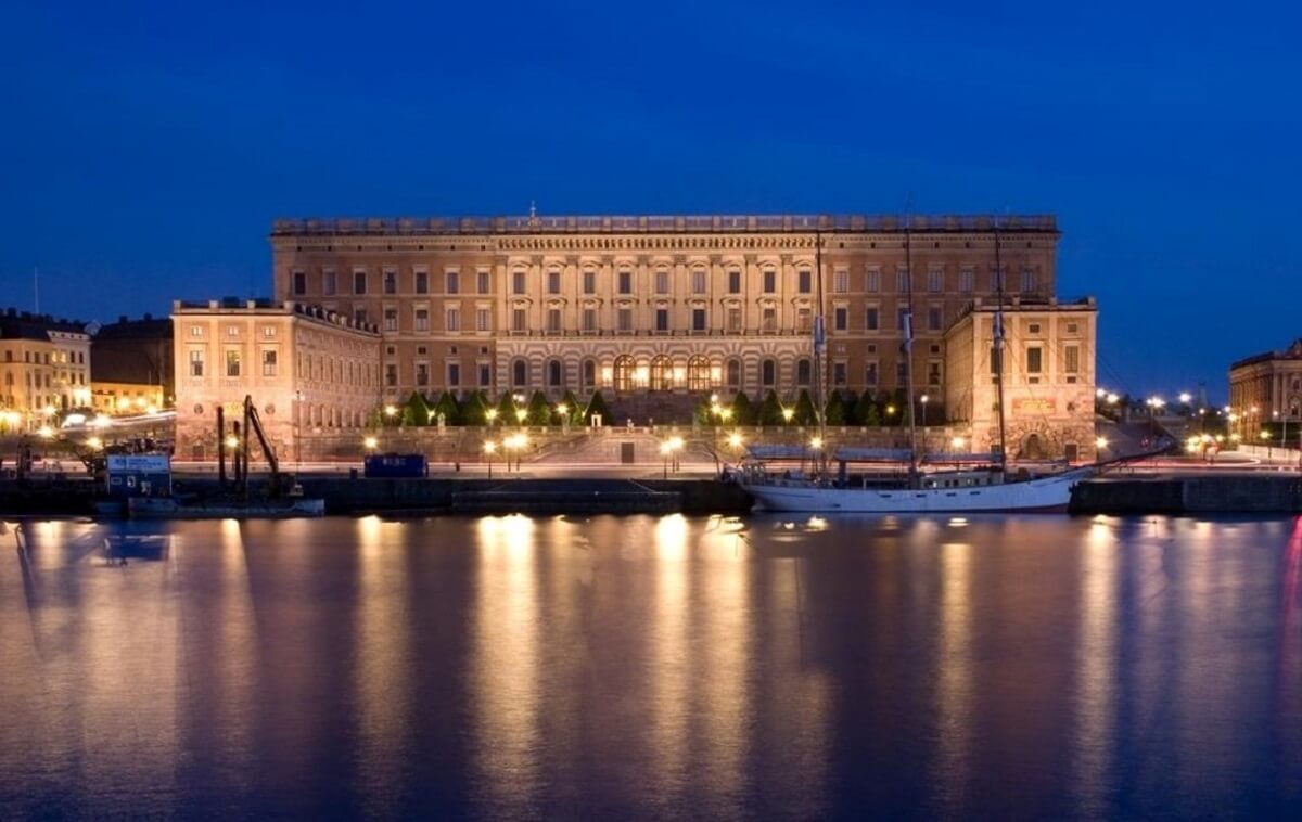 Istana Stockholm - Gambar Foto Tempat Wisata Terkenal di Swedia