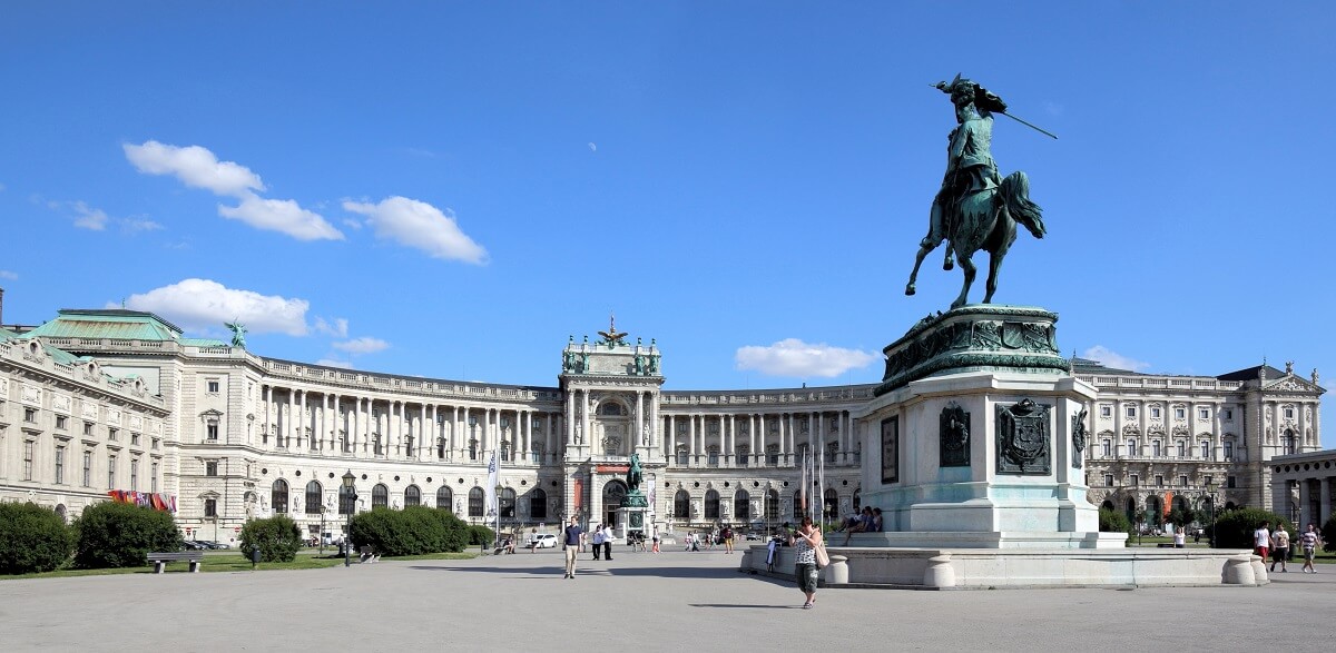 Hofburg - Gambar Foto Tempat Wisata Terkenal di Austria