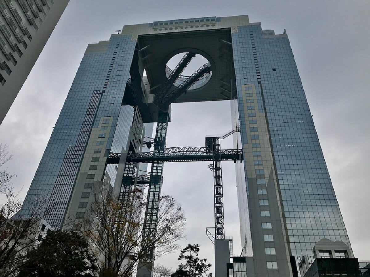 Umeda Sky Building - Gambar Foto Tempat Wisata Terkenal di Osaka Jepang