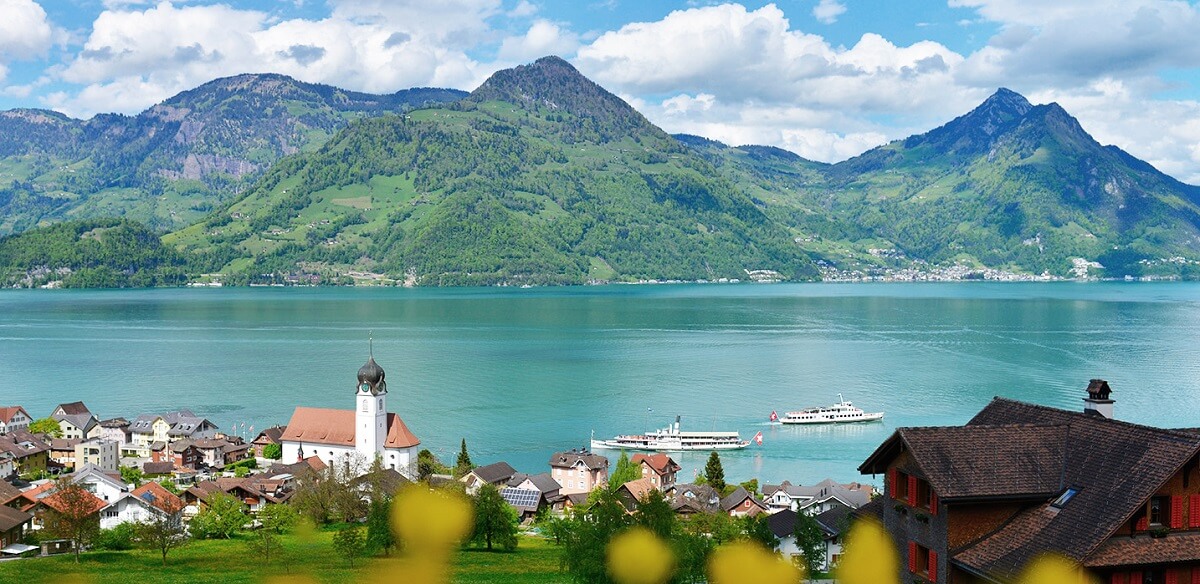Lucerne Lake - Gambar Foto Tempat Wisata Terkenal di Swiss