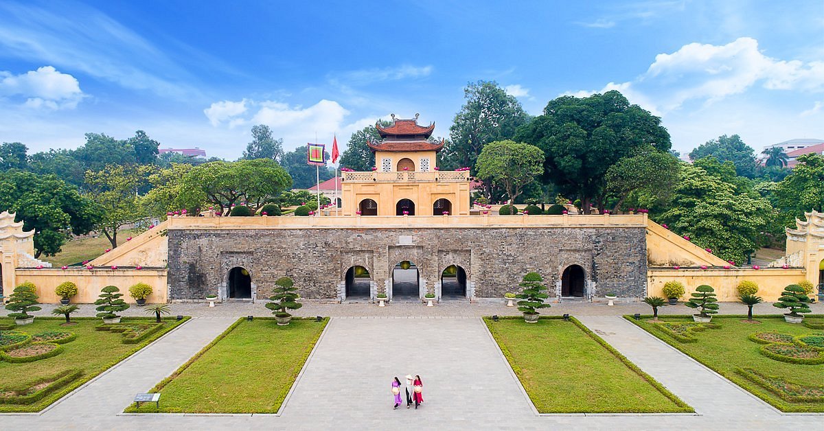 Thăng Long Imperial Citadel - Tempat Wisata Terkenal dan Favorit di Vietnam