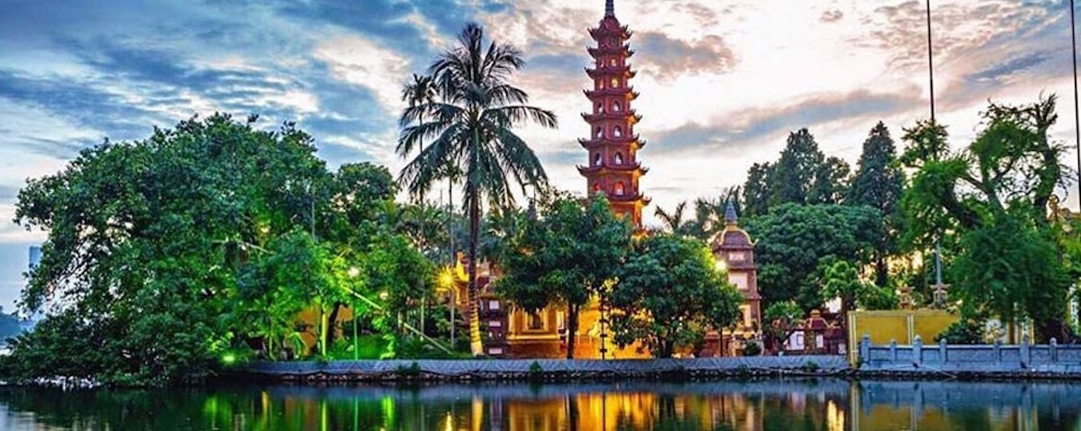 Tran Quoc Pagoda - Tempat Wisata Terkenal dan Favorit di Vietnam
