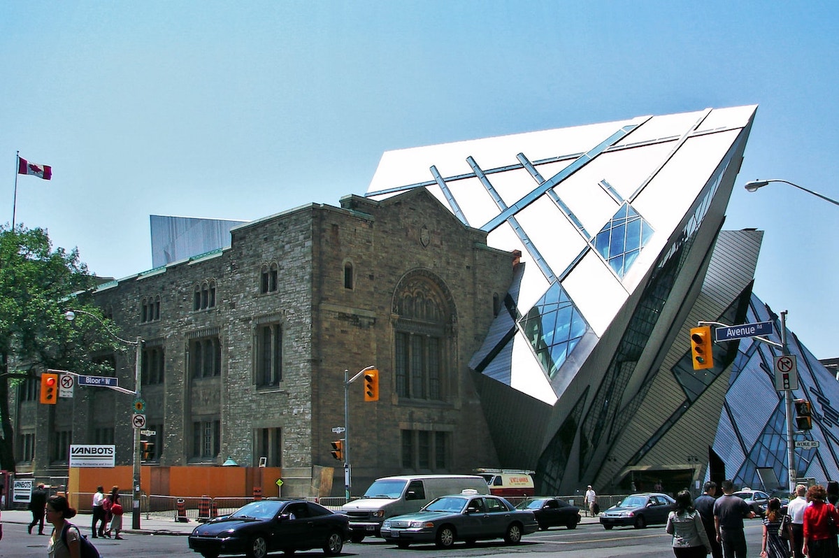 Royal Ontario Museum - Tempat Wisata Terkenal dan Favorit di Kanada