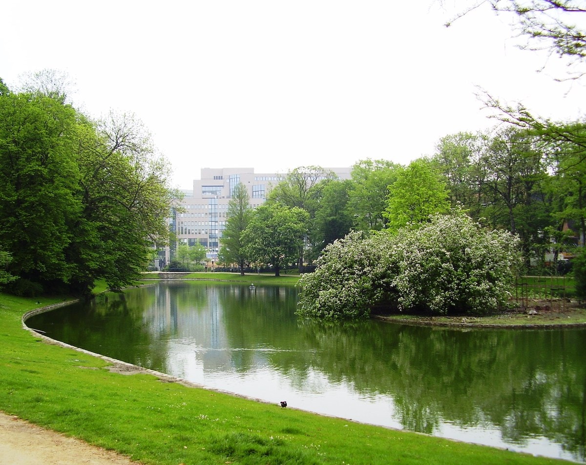 Leopold Park - Tempat Wisata Favorit dan Terkenal di Brussel