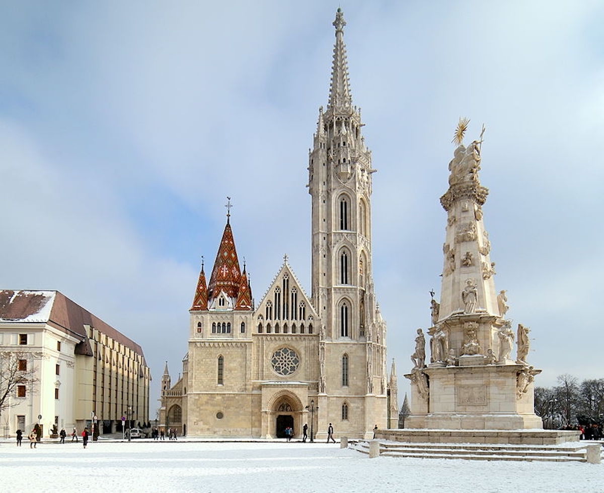 Matthias Church - Tempat Wisata Favorit dan Terkenal di Budapest