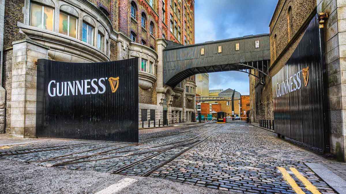 Guinness Storehouse - Tempat Wisata Favorit dan Terkenal di Irlandia