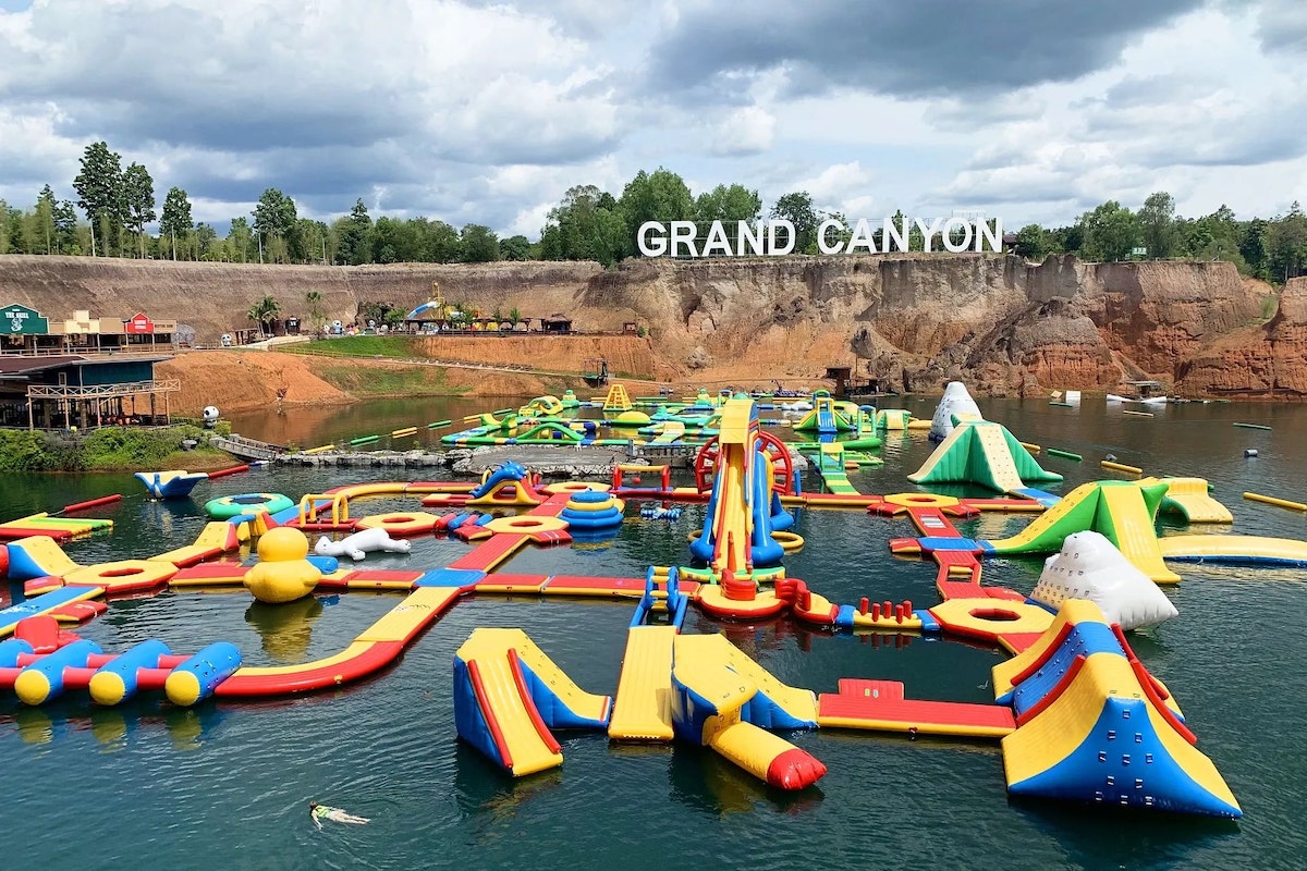 Grand Canyon Water Park - Tempat Wisata Favorit dan Terkenal di Chiang Mai Thailand