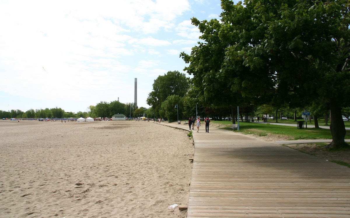 Woodbine Beach - Tempat Wisata Favorit dan Terkenal di Toronto