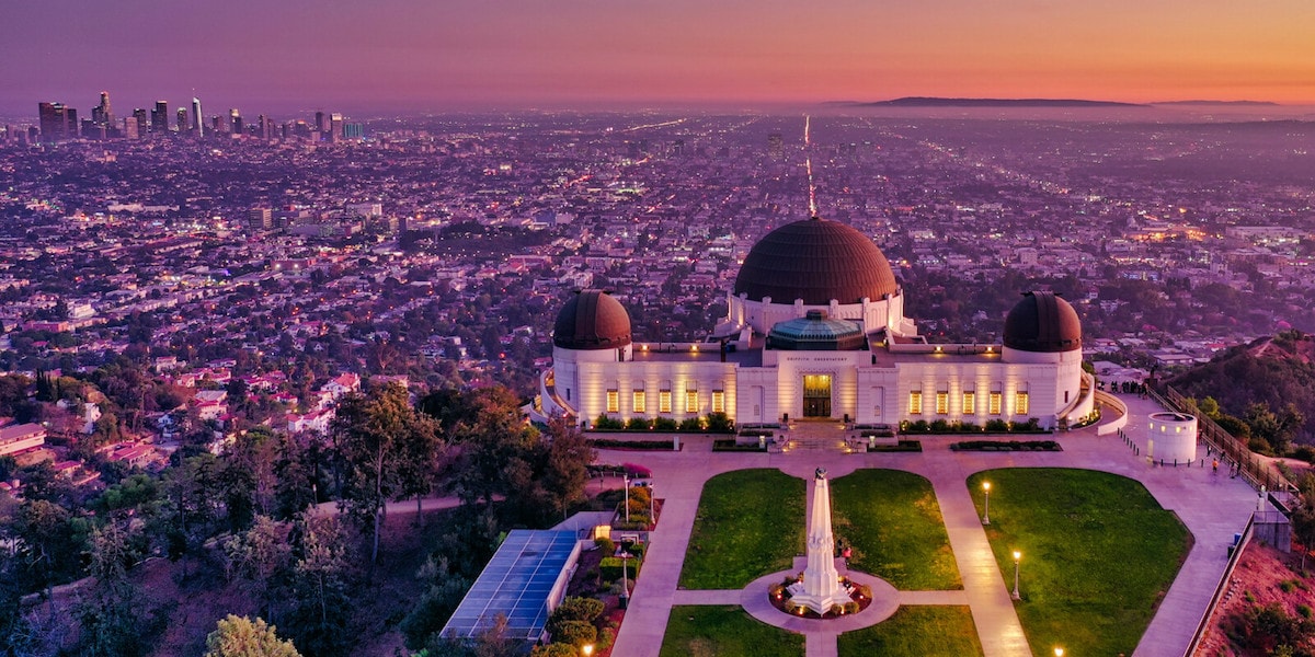 Observatorium Griffith - Tempat Wisata Favorit dan Terkenal di California