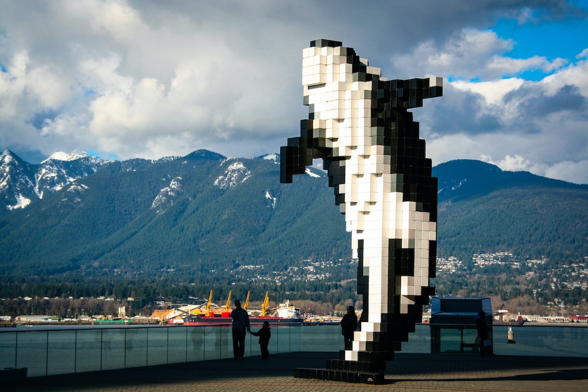 Digital Orca - Tempat Wisata Favorit dan Terkenal di Vancouver