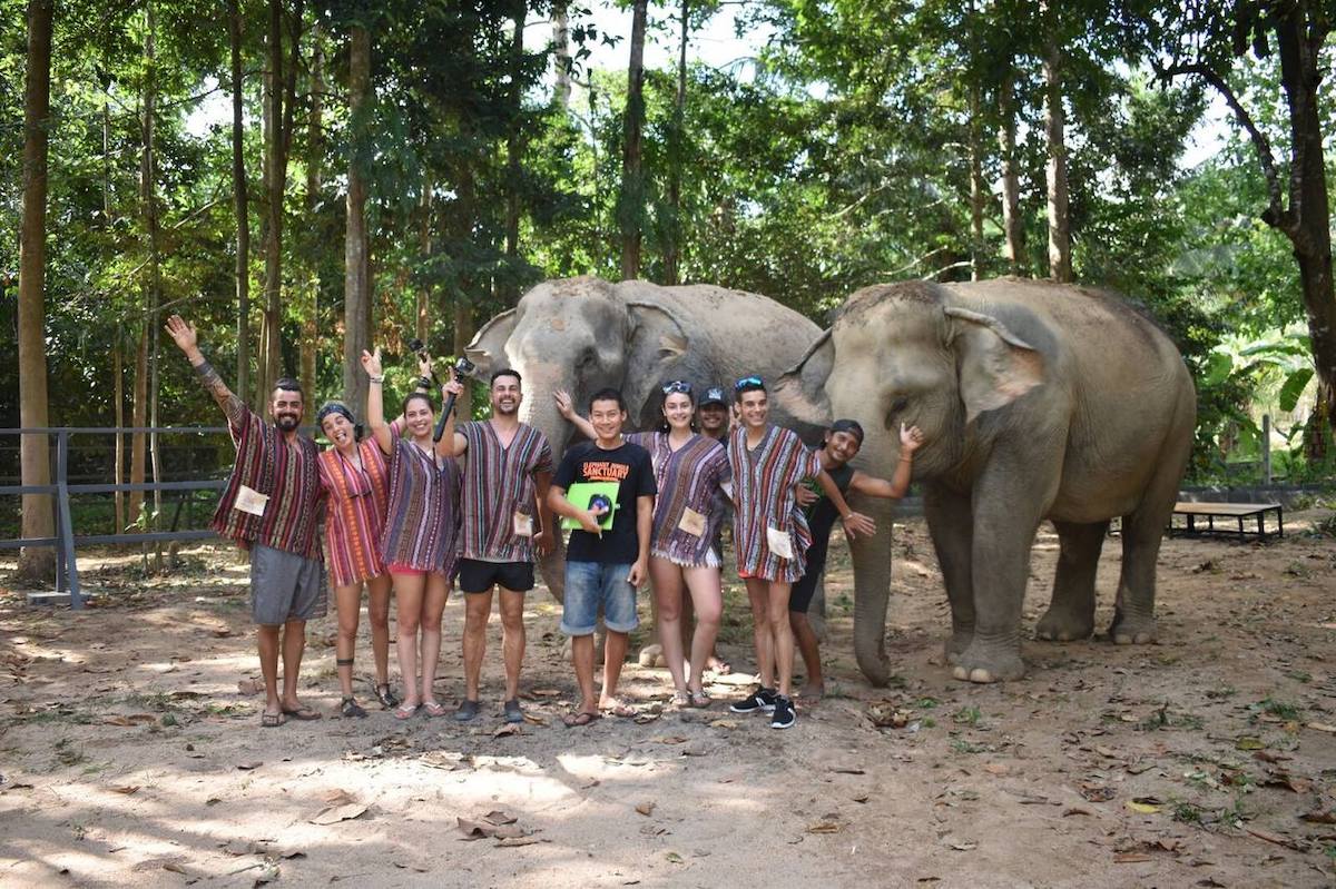 Elephant Jungle Sanctuary - Tempat Wisata Favorit dan Terkenal di Chiang Mai Thailand