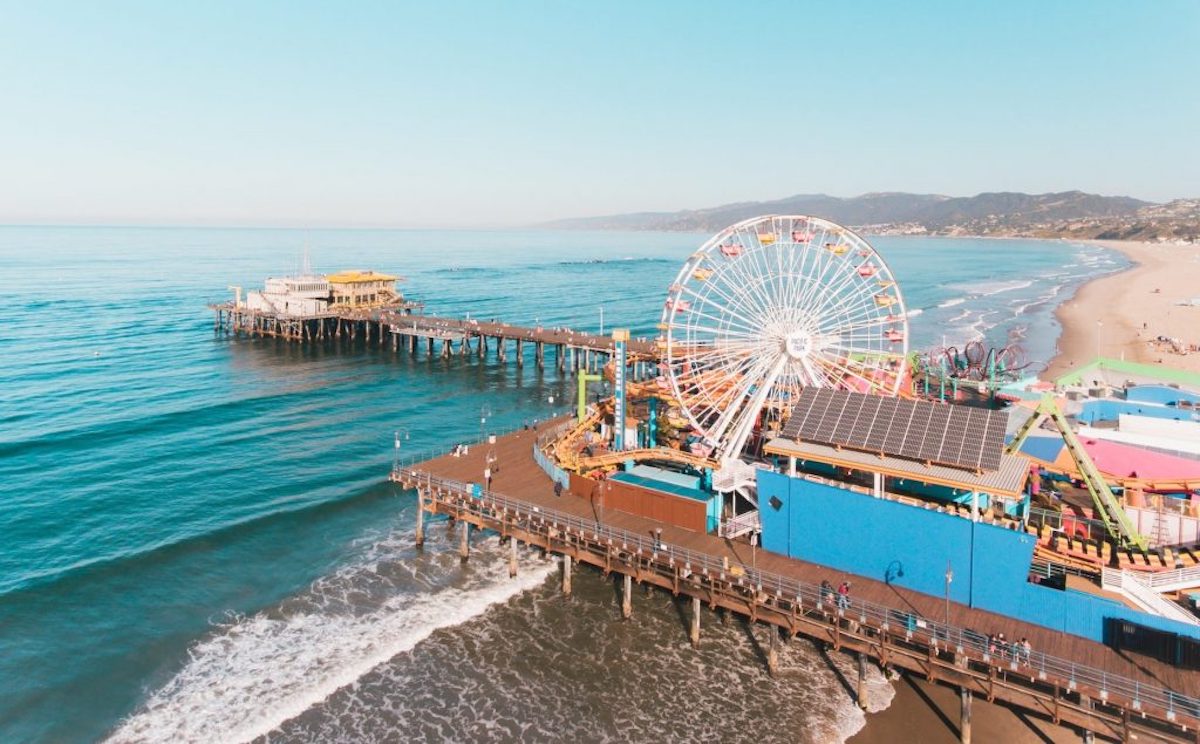 Santa Monica Pier - Tempat Wisata Favorit dan Terkenal di California