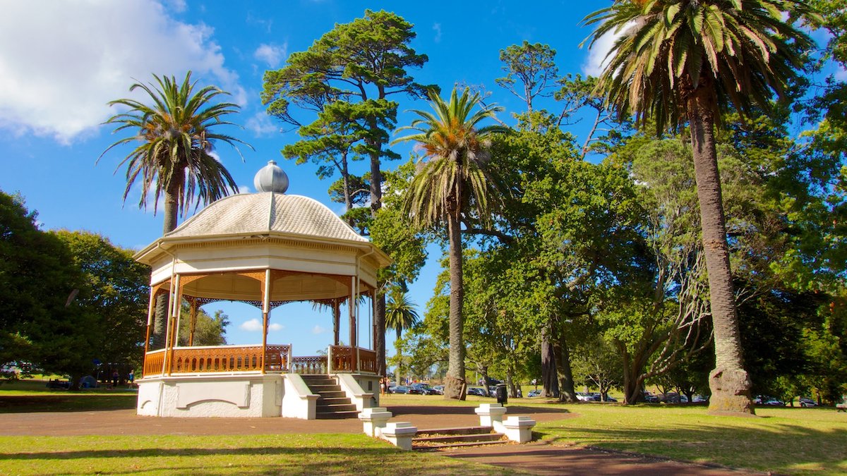 Auckland Domain - Tempat Wisata Favorit dan Terkenal di Auckland Selandia Baru
