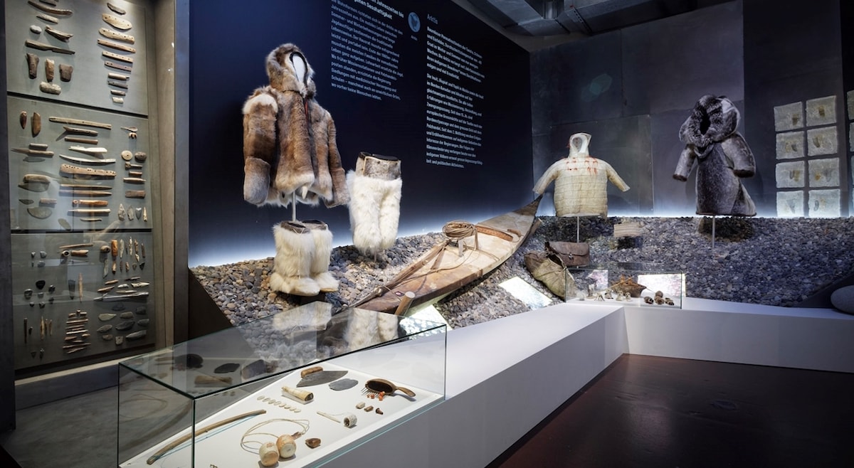 Nordamerika Native Museum NONAM - Tempat Wisata Favorit dan Terkenal di Zurich Swiss