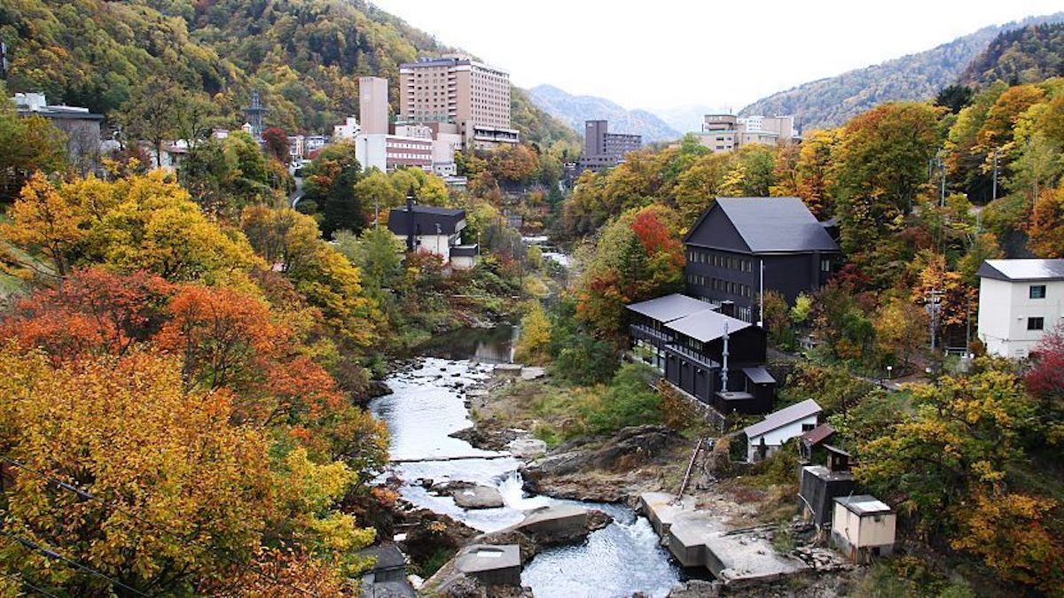 Jozankei Onsen - Tempat Wisata Favorit dan Terkenal di Hokkaido